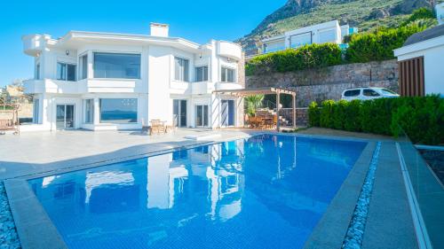 Afbeelding uit fotogalerij van Villa Valentino1 in Karabağ