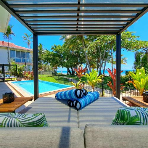 Der Swimmingpool an oder in der Nähe von Seadreams Mission Beach
