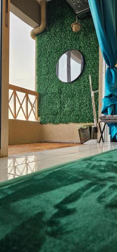 シャー・アラムにあるHomestay MAHLIGAI VIEW near Masjid Shah Alam, UITM Shah Alam, I-City, stadium shah alam, SACC, PKNS, IDCC, MSU, 17 min kuala lumpur & klang, max 10 people, free food, snooker, pingpong, indoor games, swimming pool, fast wifiのギャラリーの写真