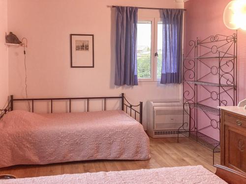 Ένα ή περισσότερα κρεβάτια σε δωμάτιο στο La Lavande