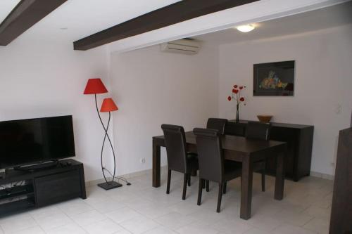 Villa 68, port nature au village naturiste