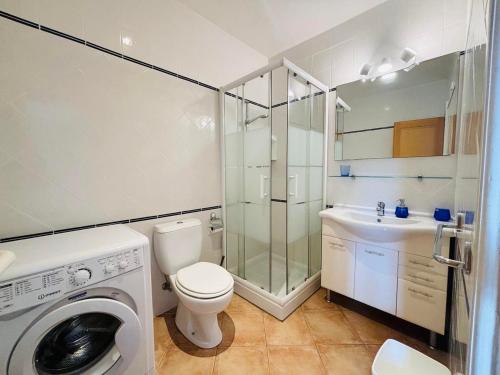 Bilik mandi di Appartement Boug 27 Lumio