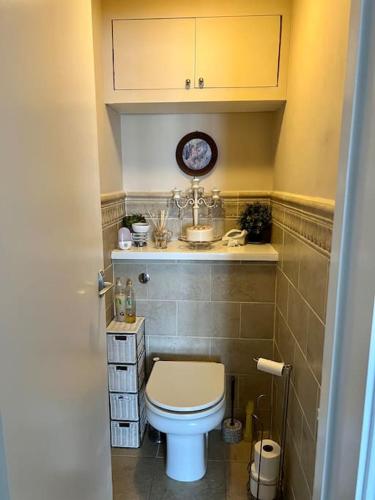 CENTRAL HOVE Large 2 bedroom Private residence with PARKING & BEACH HUT photo 18