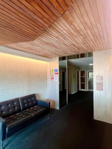 CENTRAL HOVE Large 2 bedroom Private residence with PARKING & BEACH HUT photo 20