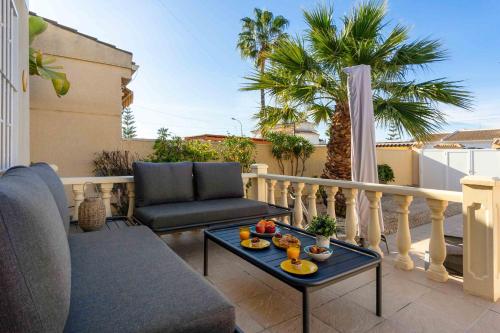 House with private pool