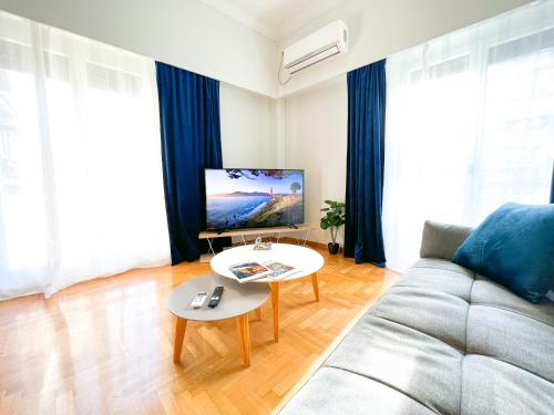 3 Bedroom Apartment Athens - Koukaki