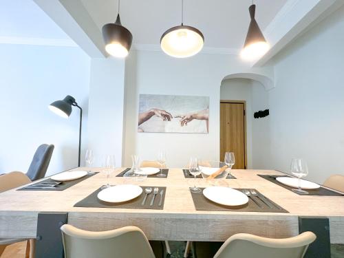 3 Bedroom Apartment Athens - Koukaki