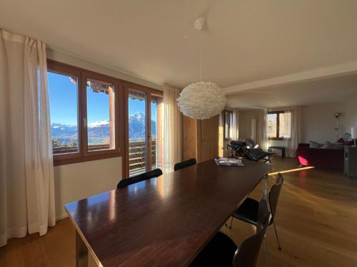Fotografie z fotogalerie ubytování Chalet Friesli Beatenberg v destinaci Beatenberg