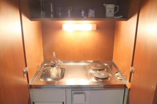 Una cocina o cocineta en Appartel am Dom