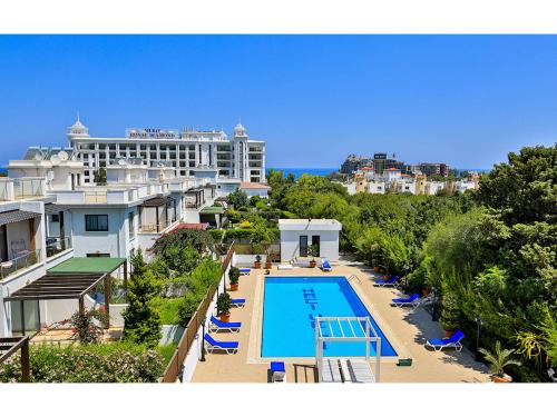 Πισίνα στο ή κοντά στο The Diamond Hidden Suites