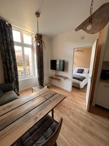 Afbeelding uit fotogalerij van Résidence de l'houmeau - proche gare in Angoulême