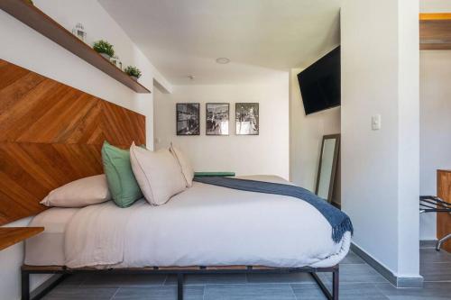 Foto dalla galleria di La Fábrica #8 Canfranc a Valle de Bravo