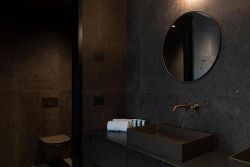 Le Fucine Hotelにあるバスルーム