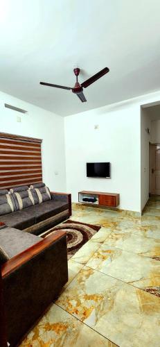 Imagem da galeria de Ceebeez homes em Ernakulam