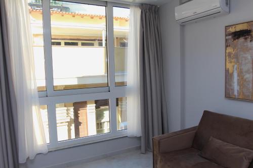 central metropolis luxury living