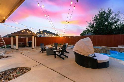 Πισίνα στο ή κοντά στο Large Groups House with Heated Pool & Hot Tub, Pet friendly