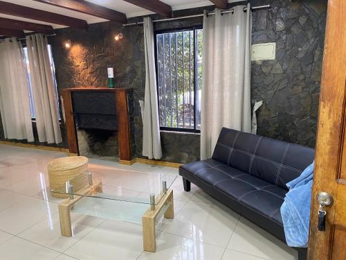 Gallery image of Gran casa , gran patio. in Linares