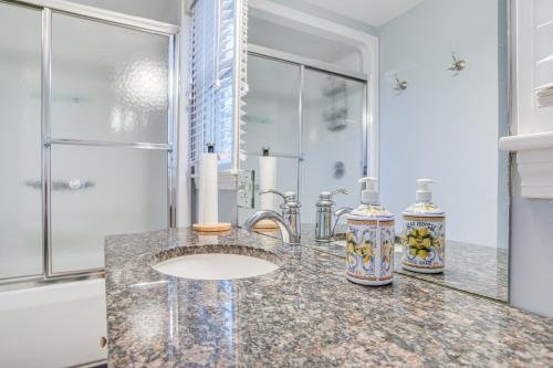 O baie la South Yarmouth Home with Gas Grill Less Than 2 Mi to Beaches