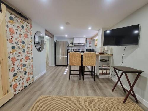 Gallery image of 1 bedroom basement apartment with free parking in Brampton