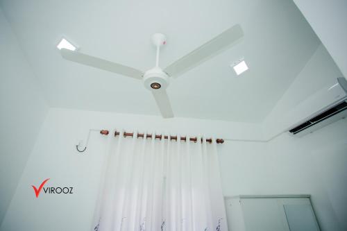 Gallery image of Virooz Residence Rathmalana 2 Bedroom Apartment in Borupane