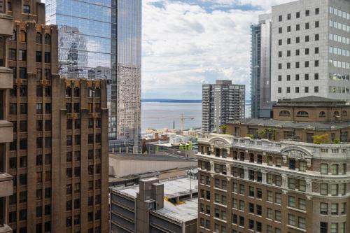 Nespecifikovaný výhled na destinaci Seattle nebo výhled na město při pohledu z hotelu