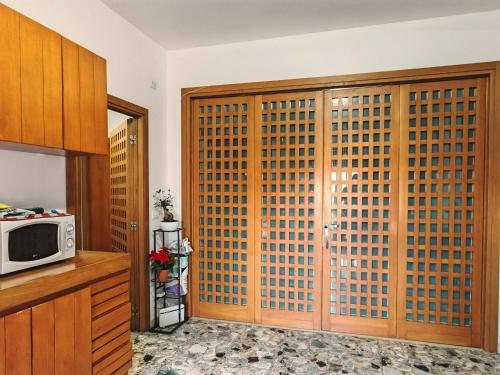 Η κουζίνα ή μικρή κουζίνα στο Goldmine Guest House 2