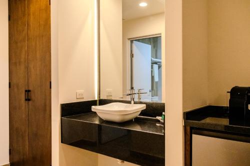 Hotel Gran Avenida, Navojoaにあるバスルーム
