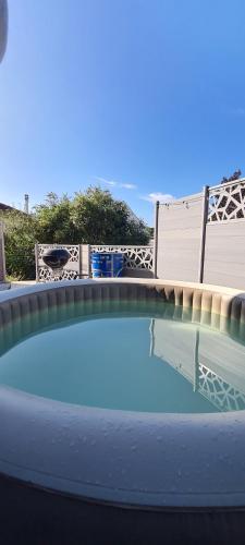 Agréable Villa à mi-chemin de Paris & Disneyland & Stade de France