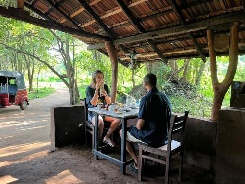 Ospiti di Ali Adi Eco Resort