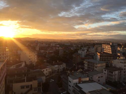 Blick auf den Sonnenuntergang/Sonnenaufgang von des Hotels aus oder aus der Nähe