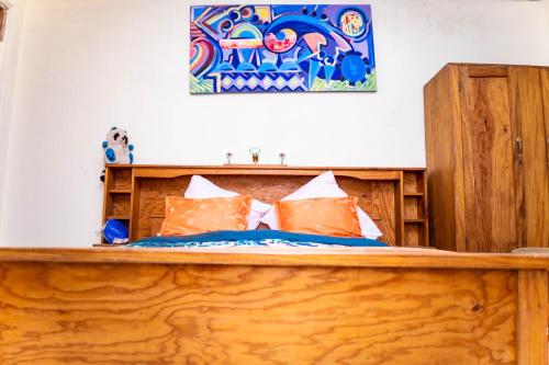 Postel nebo postele na pokoji v ubytování Art and Leisure-EB Hotel