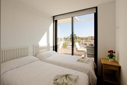 Denia Beach - Ático en Primera Línea by Costablancarent Rentals