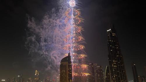 Daniels 2BR at Downtown with Burj Khalifa View