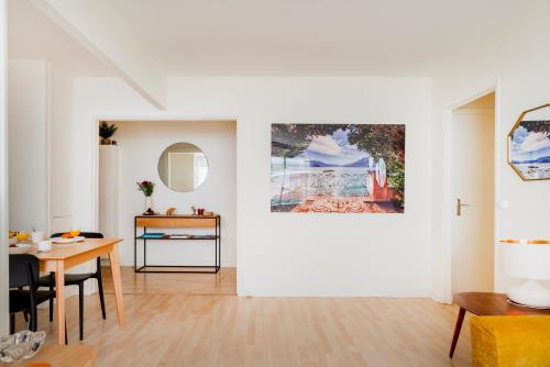 Paris Arsonval Design Residence