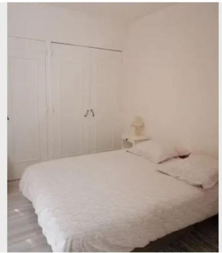 Photo de la galerie de l'établissement Charmant appartement calme*balcon*5 min RER/TGV, à Massy