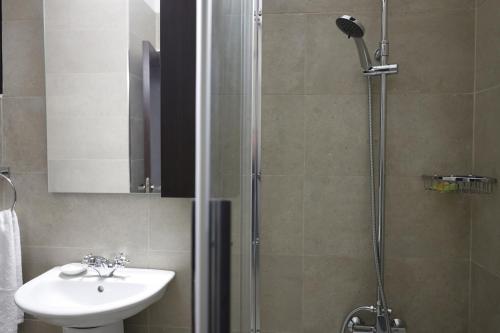 Ett badrum på Rifugio Retreat Bed&Breakfast
