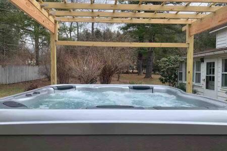 Gallery image of Catskills Country House with Hot Tub near River Trails in Mount Tremper