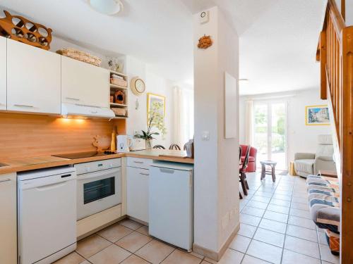 Pavillon 5 pièces avec piscine, terrasse et WIFI - 8 pers, Narbonne-Plage - FR-1-409-28