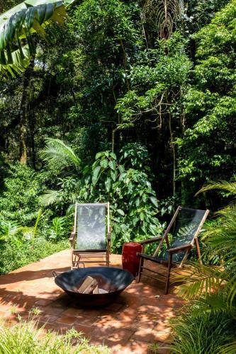 Taman di luar Pousada Ronco do Bugio - Pousada Boutique