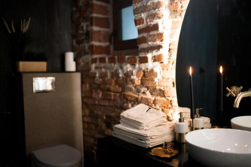 Et badeværelse på World Studio Africa