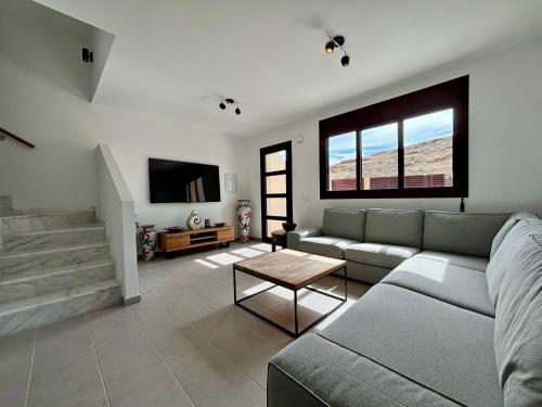 Chalet Adosado El Medano