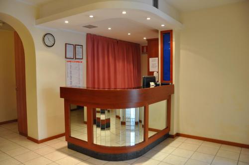 The lobby or reception area at Hotel Belforte