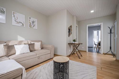 Χώρος καθιστικού στο The Blue House