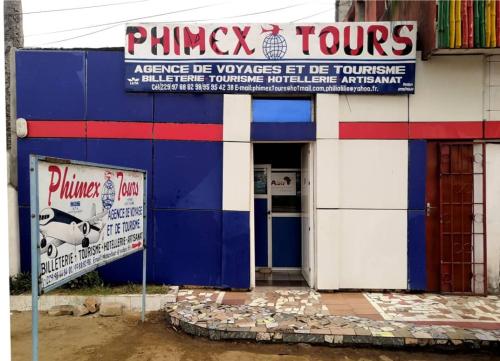 Gallery image of Phimex Tours Lodge in Porto-Novo