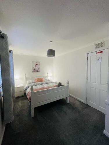 Кровать или кровати в номере 50 Gordon Terrace