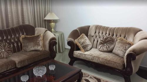 Ruang duduk di Shahed Apartment