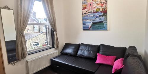 Luxury London house sleeps 13, 2 minutes to metro photo 35