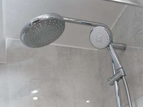 Luxury London house sleeps 13, 2 minutes to metro photo 42