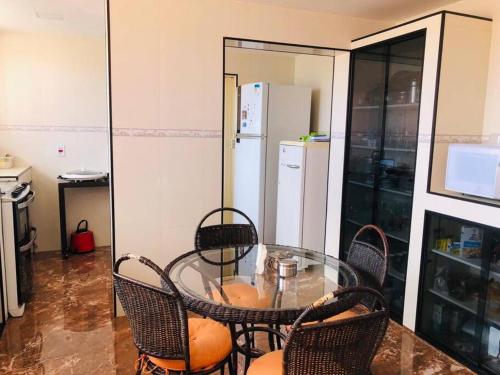 Dapur atau dapur kecil di Na Praia- Espaço Dom Artur