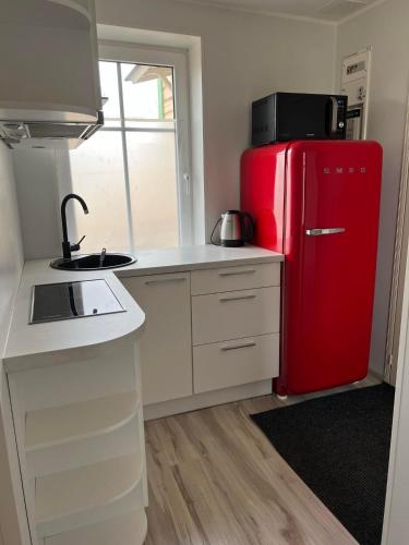 Small studio apartment 주방 또는 간이 주방